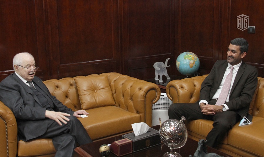 أبوغزاله والسفير الباكستاني يبحثان سبل التعاون المتبادل