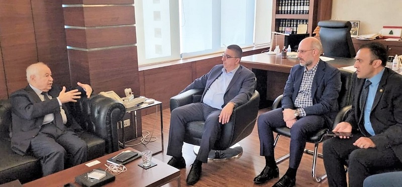 In a meeting with Lebanon’s Minister of Social Affairs: Dr. Abu-Ghazaleh Launches ‘Eradication of Digital Illiteracy’ Initiative in Lebanon Abu-Ghazaleh: Lebanese people will have free Internet at the knowledge stations in all ministry of social affairs' 