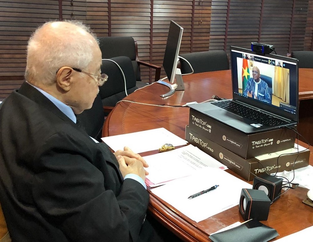 أبوغزاله الرئيس المؤسس لمنظمة لا فيرتيكال  يبحث مع قاده أوروبيون وأفريقيين التعاون الإقليمي