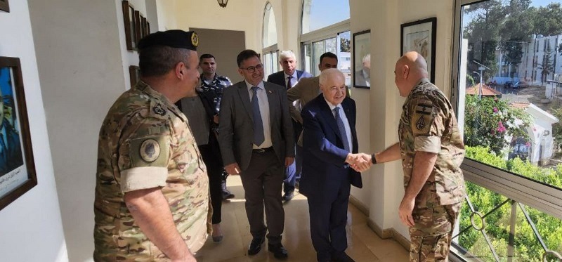 أبوغزاله يفتتح محطة معرفة في الكلية الحربية للجيش اللبناني