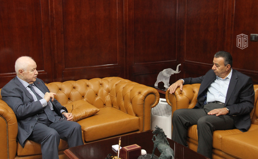 أبوغزاله يستقبل سفير الأردن لدى كينيا وأوغندا ويناقشان قضايا ذات اهتمام مشترك