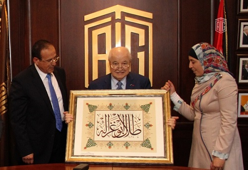 Art College in World Islamic Sciences and Education University presents a special painting to HE Dr. Talal Abu-Ghazaleh
