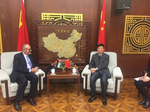 Mr. Luay Abu-Ghazaleh and President of Shenyang Normal University Prof. Lin Qun