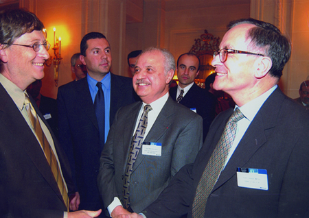 Mr. Talal Abu-Ghazaleh and Mr. Bill Gates at the Microsoft ...